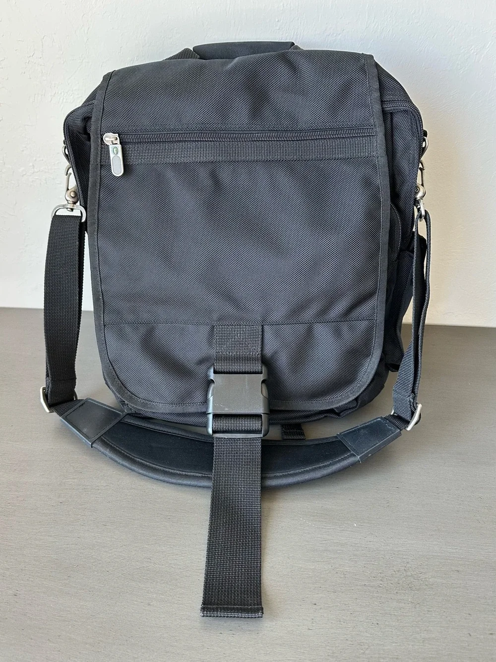 Toppers Black Nylon Versatile Black Men's Messenger Bag Padded Strap Multi Use